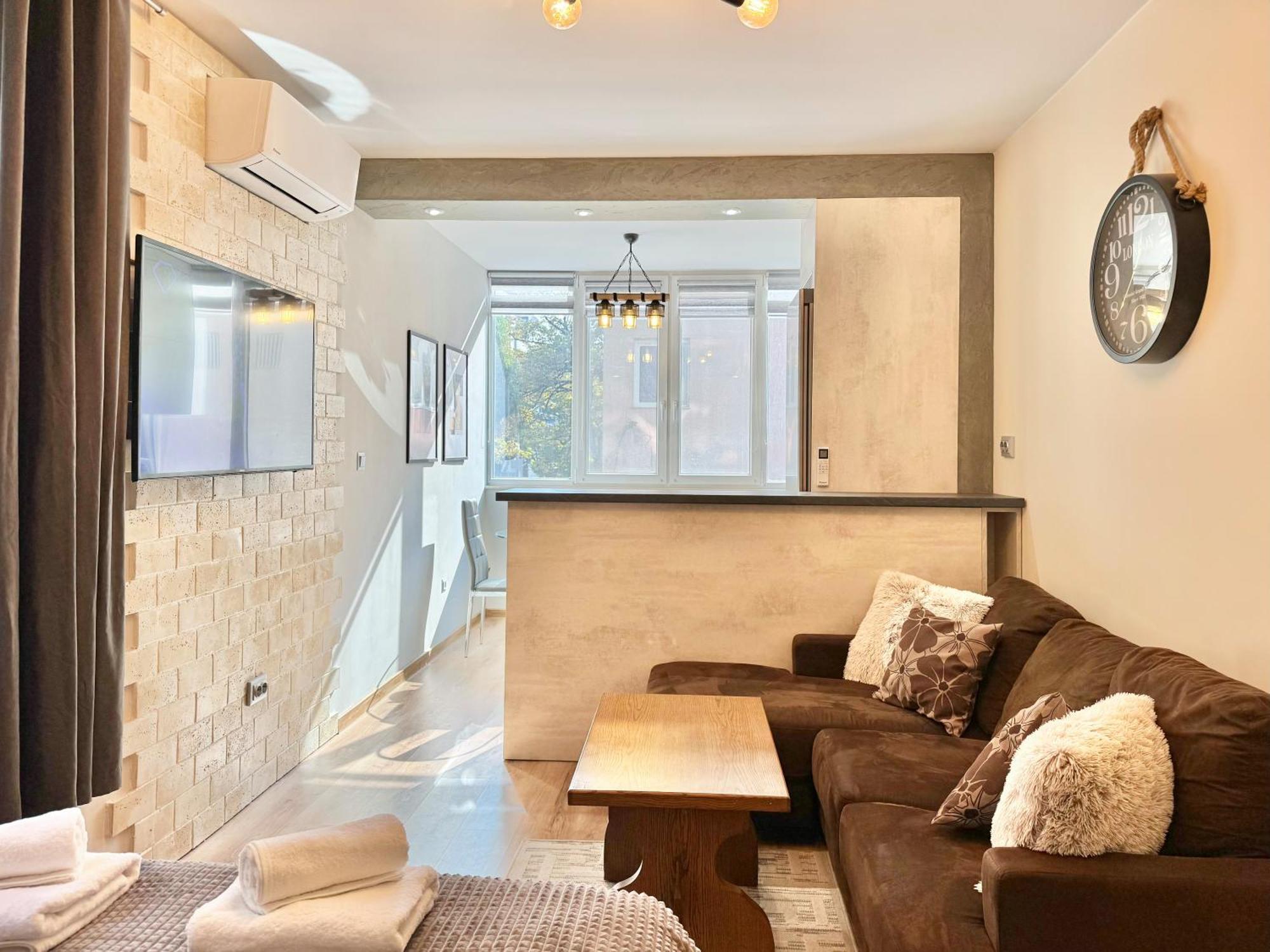 Top Centre 2Bed Apartment For 5 Guests 2 Minutes From High Street พลอฟดิฟ ภายนอก รูปภาพ