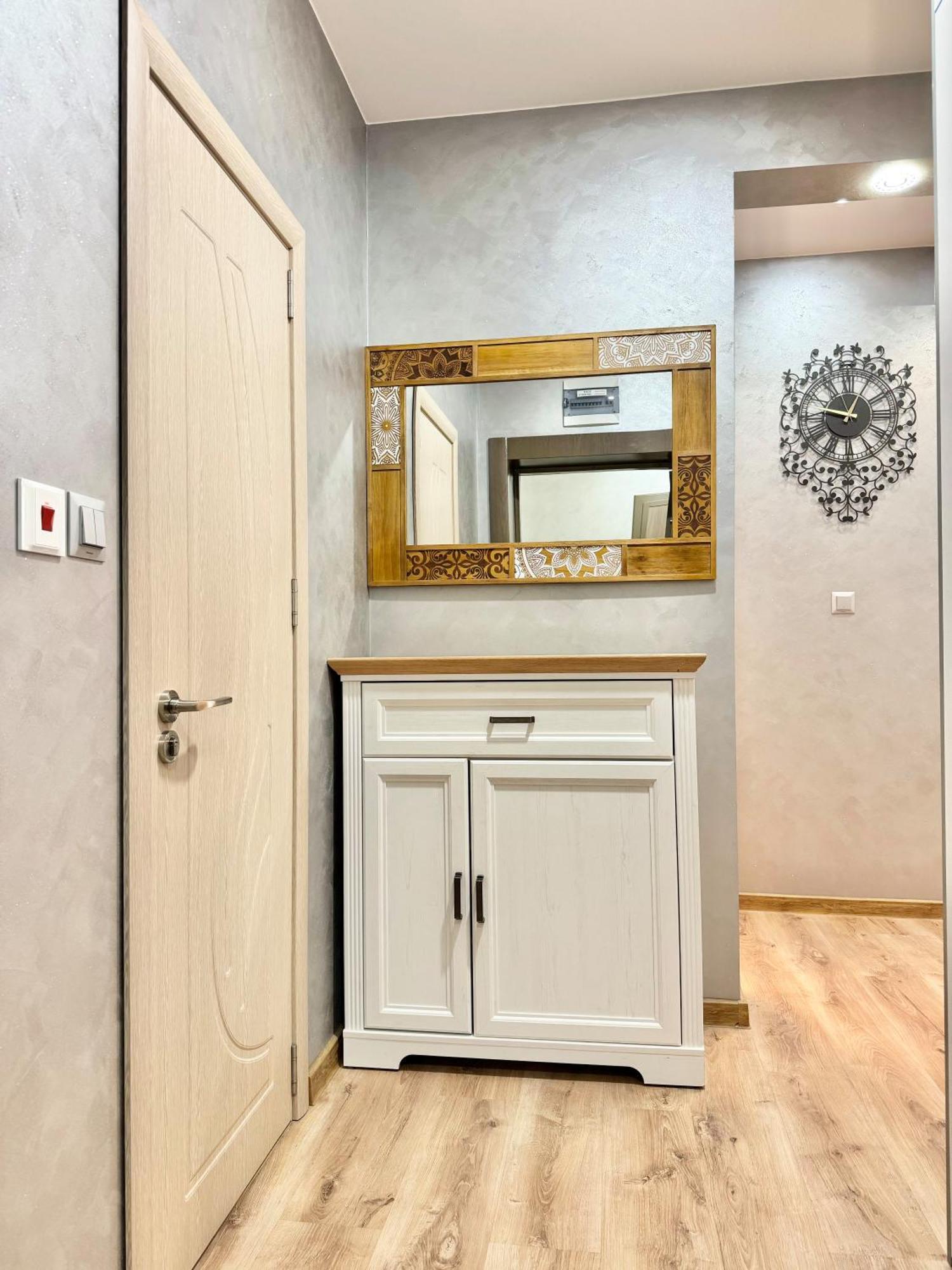Top Centre 2Bed Apartment For 5 Guests 2 Minutes From High Street พลอฟดิฟ ภายนอก รูปภาพ