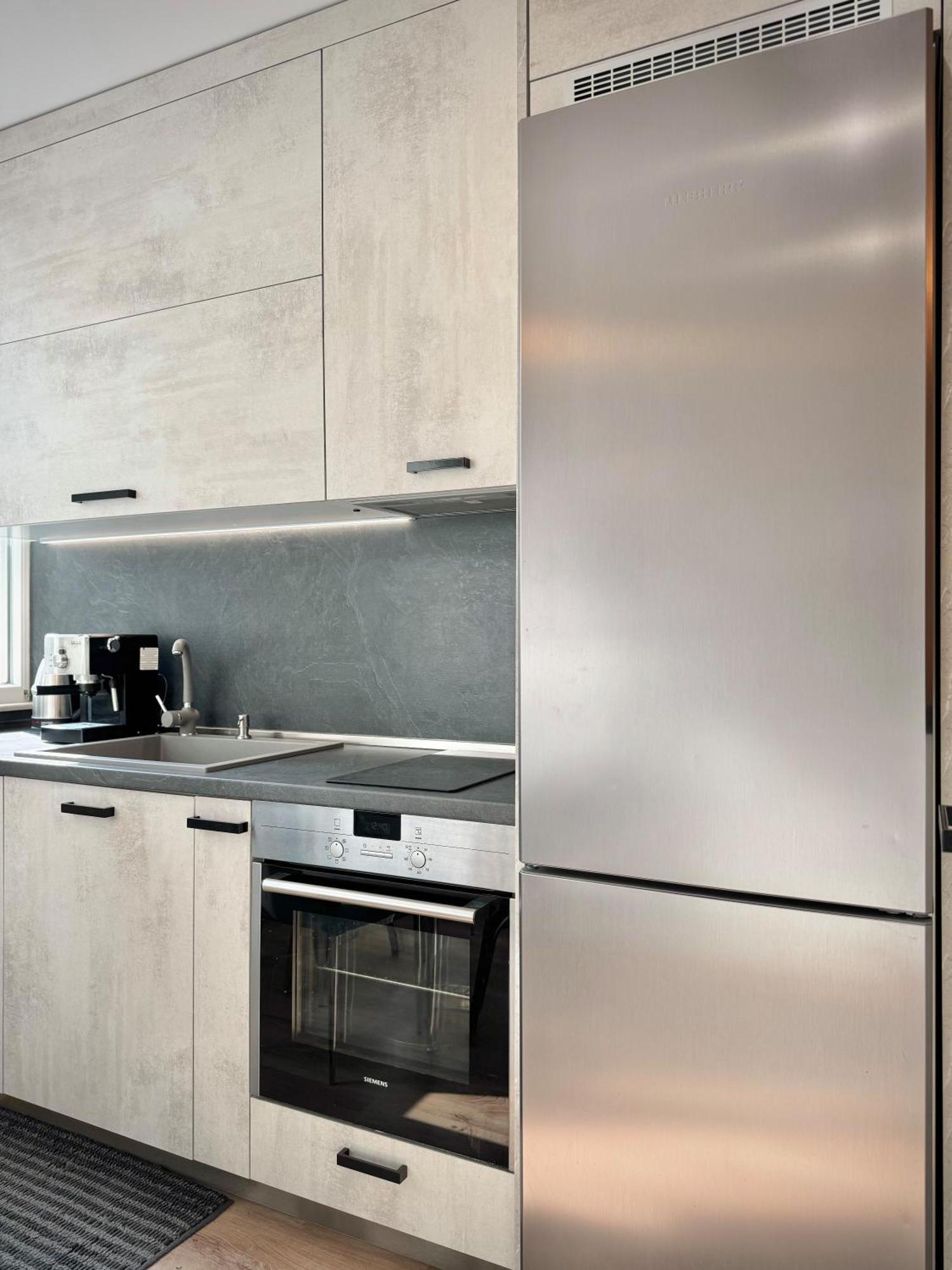 Top Centre 2Bed Apartment For 5 Guests 2 Minutes From High Street พลอฟดิฟ ภายนอก รูปภาพ