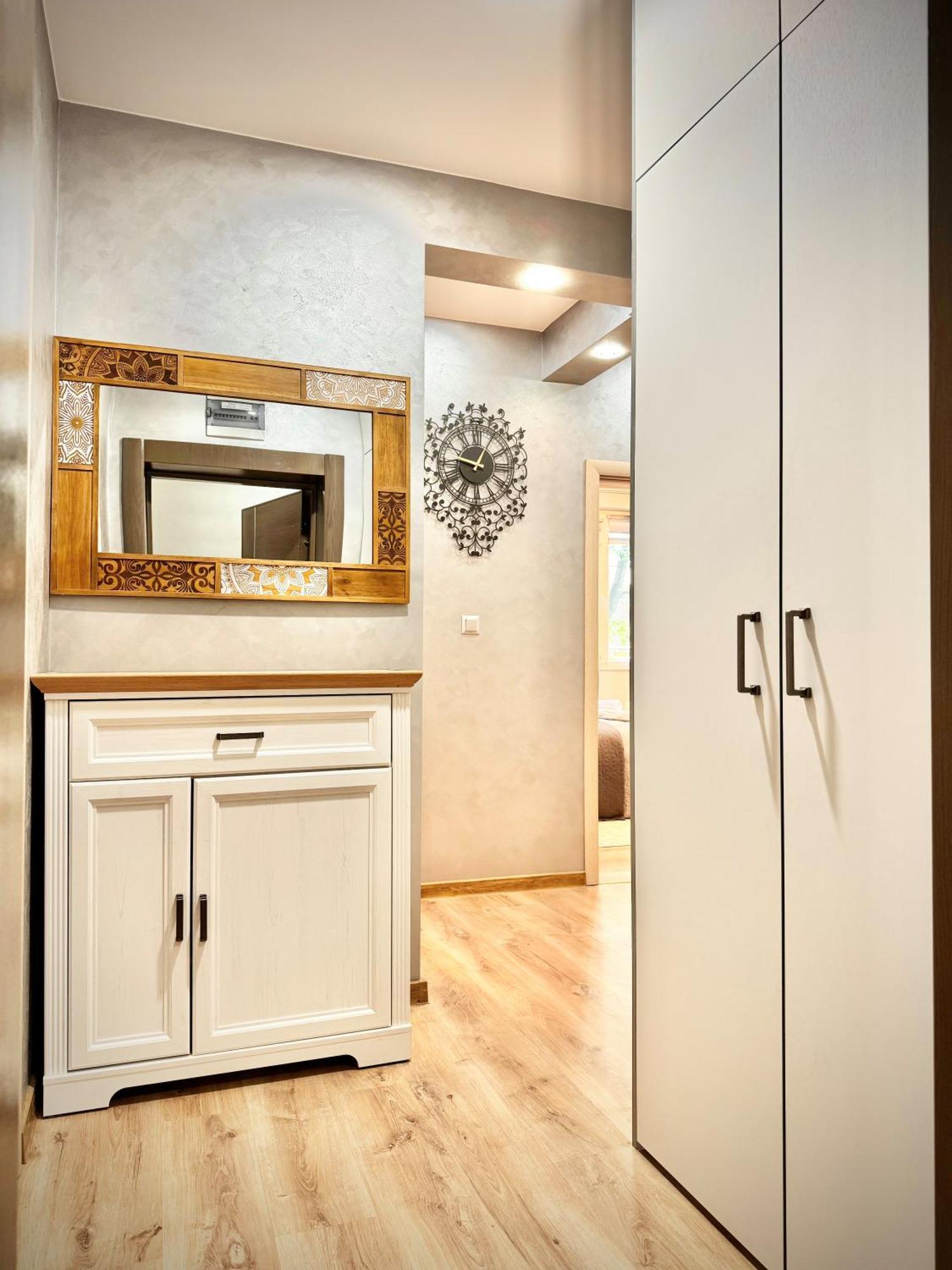 Top Centre 2Bed Apartment For 5 Guests 2 Minutes From High Street พลอฟดิฟ ภายนอก รูปภาพ