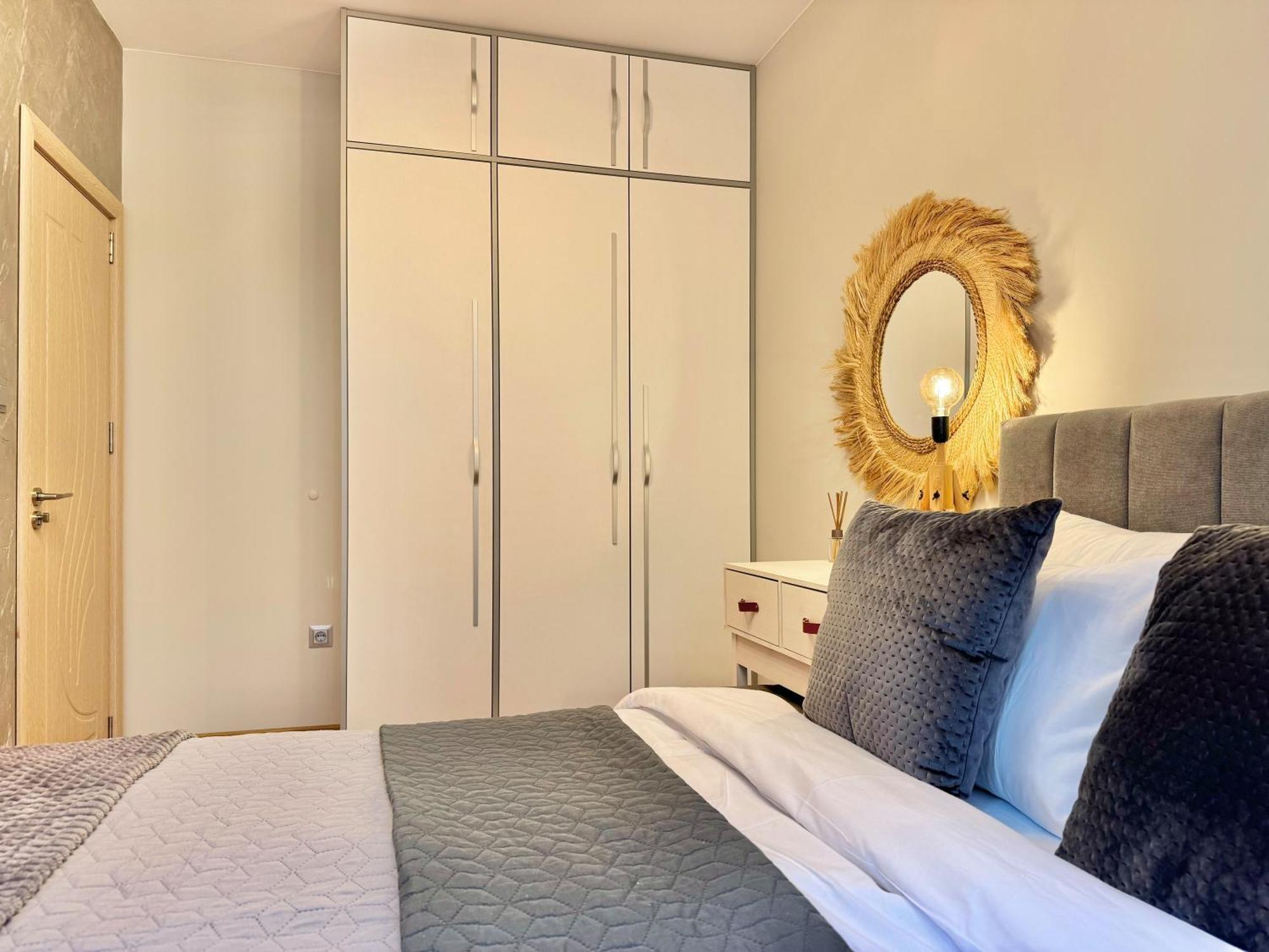 Top Centre 2Bed Apartment For 5 Guests 2 Minutes From High Street พลอฟดิฟ ภายนอก รูปภาพ