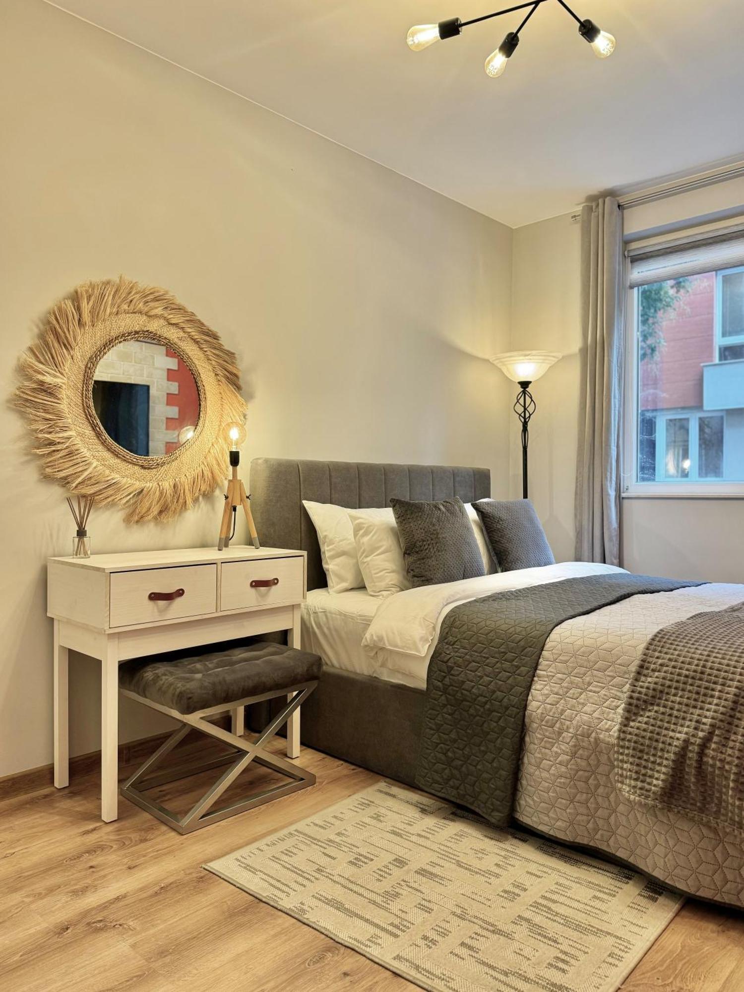 Top Centre 2Bed Apartment For 5 Guests 2 Minutes From High Street พลอฟดิฟ ภายนอก รูปภาพ